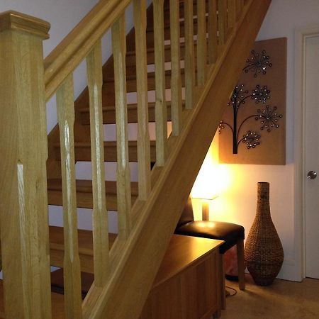 Mead Lodge B&B Corsham Esterno foto