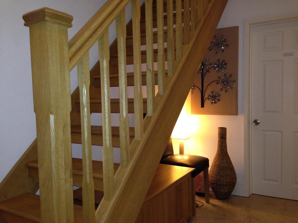 Mead Lodge B&B Corsham Esterno foto